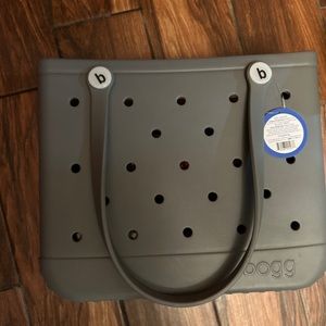 - NWT FOGG GRAY BABY BOGG BAG